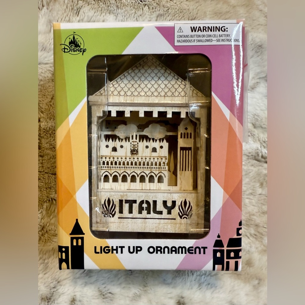 NWT *Discontinued* Disney Parks Epcot Italy Pavilion Light-Up Wooden Ornament
